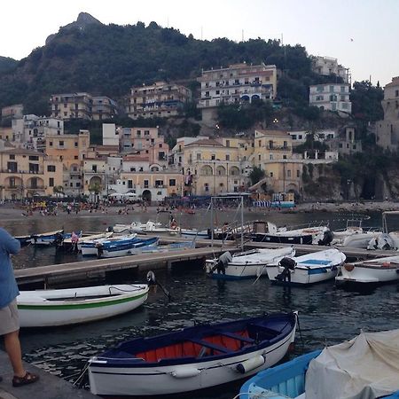 Casa Vacanze Nonna Raffa Amalfi Exterior foto