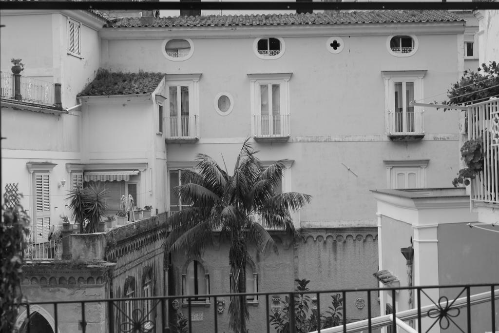 Casa Vacanze Nonna Raffa Amalfi Exterior foto